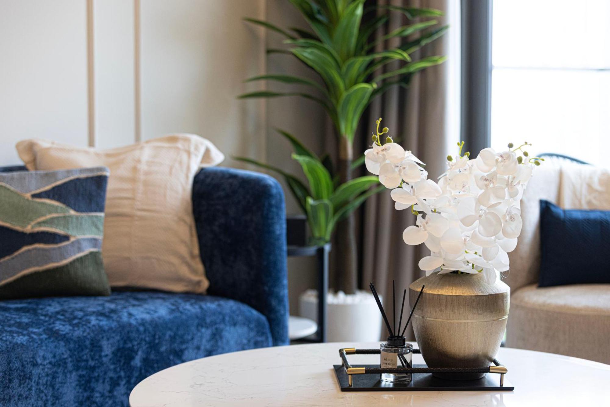 Magnificent - Luxurious 3 Bedroom With The Burj Khalifa View Dubai