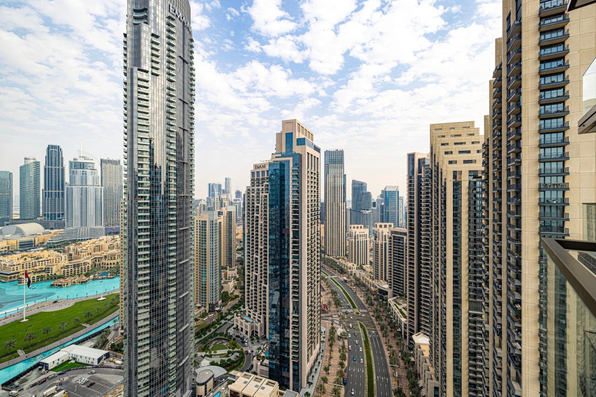 Magnificent - Luxurious 3 Bedroom With The Burj Khalifa View * Dubai